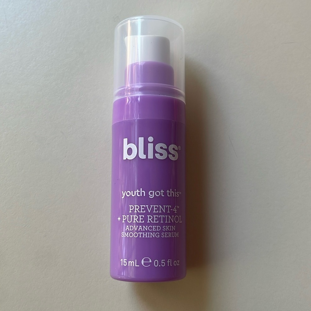 Bliss youth got this Prevent4 + Pure Retinol Advanced Skin Smoothing Serum 15 ml